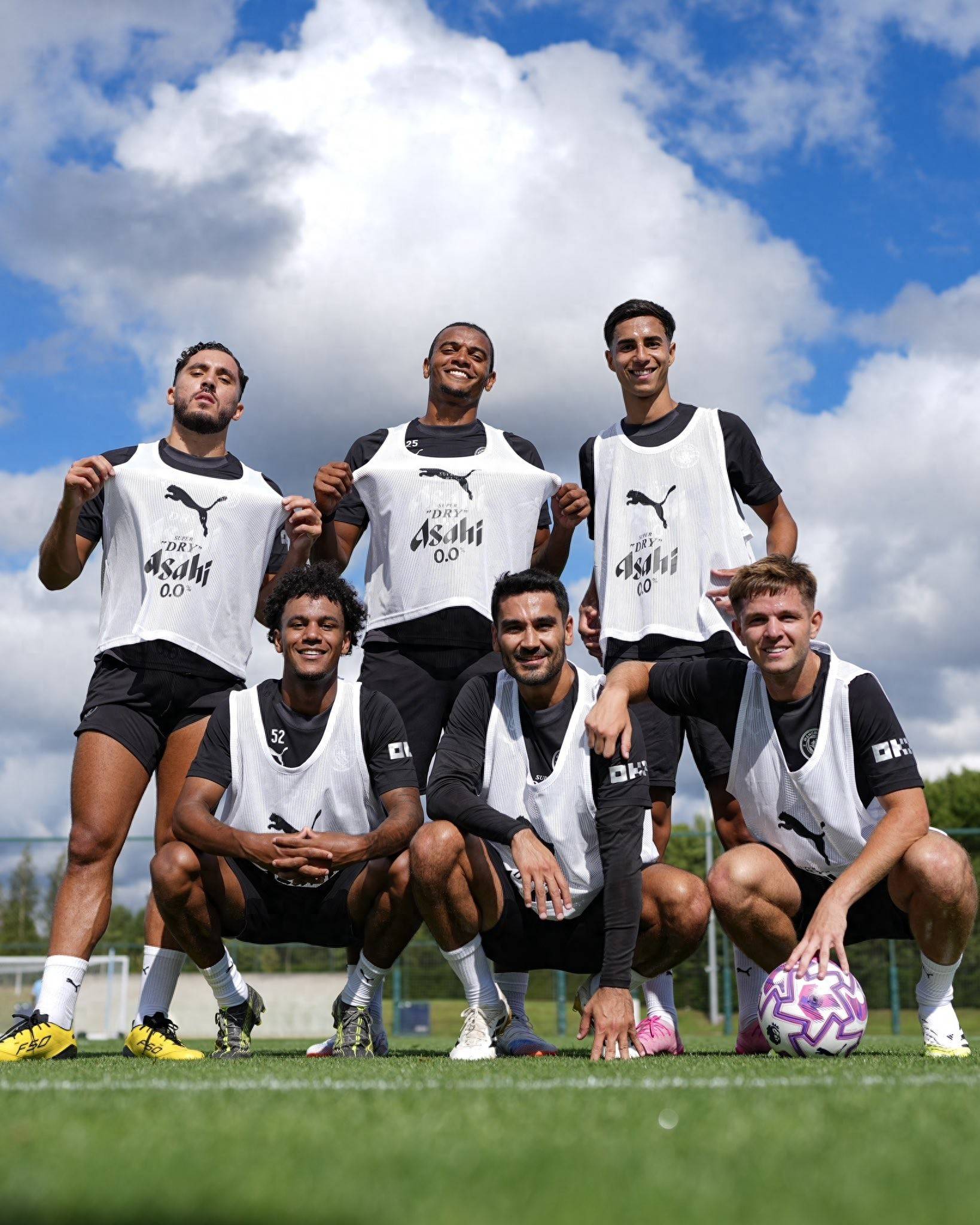 杜篮特连续得分，全队士气高涨（杜兰特连连取分，全队士气飙升）