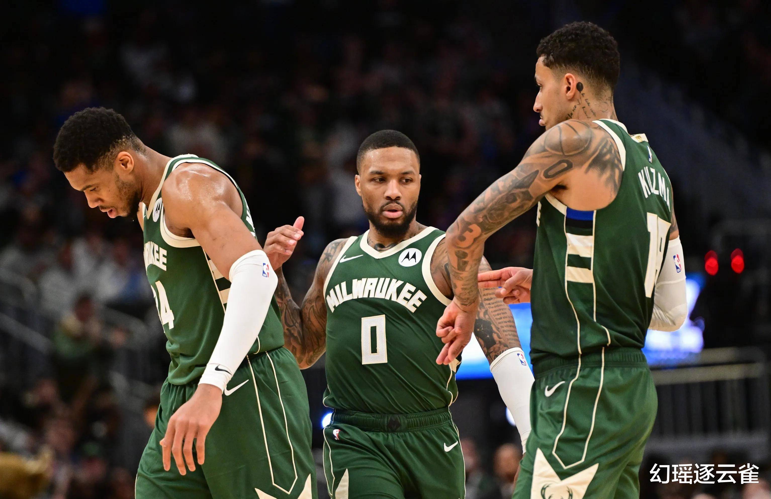 半场战报：比利亚雷亚尔1-1马略卡，赫拉德-莫雷诺建功，萨穆-科斯塔破门（半场：比利亚雷亚尔与马略卡1-1，赫拉德-莫雷诺与萨穆-科斯塔各入一球）