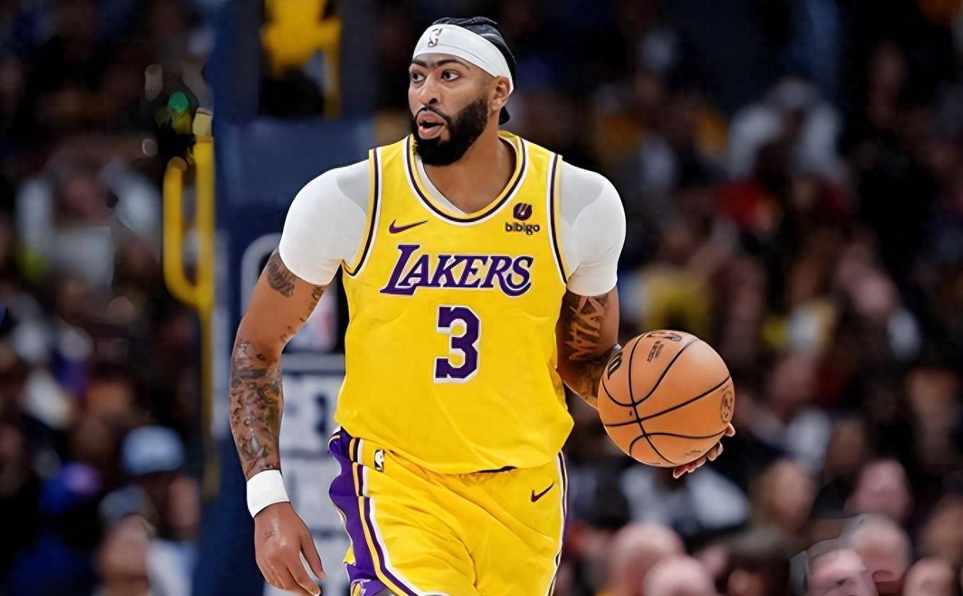 什么情况？西海岸男女足分别被处以转会禁令，但FIFA网站又说只适用于女足（疑云四起：西海岸男女足被禁转会，FIFA官网却称仅限女足）