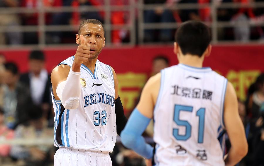 安以恩：铁人从来没拖欠过工资和奖金，这对球员来说是定心丸（安以恩：铁人从不欠薪、不拖奖金，给球员吃下定心丸）