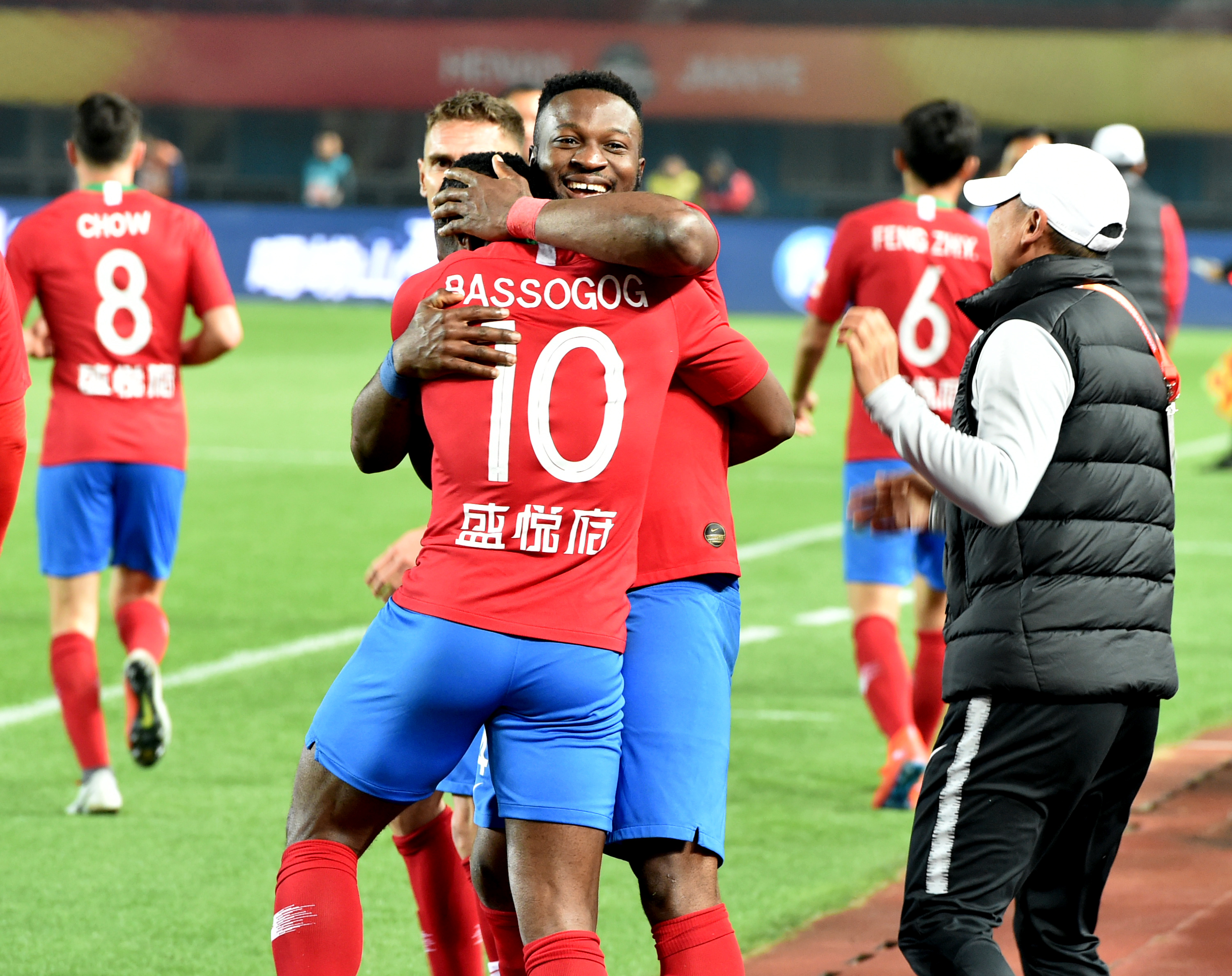 鹈鹕记者：卢尼的到期合同很有价值，萨迪克·贝将被多队有意（鹈鹕记者：卢尼到期合同价值不菲，萨迪克-贝或成多队争抢目标）